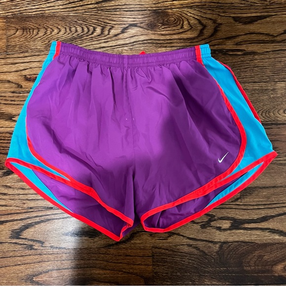 Nike Pants - Women’s Nike Tempo Shorts